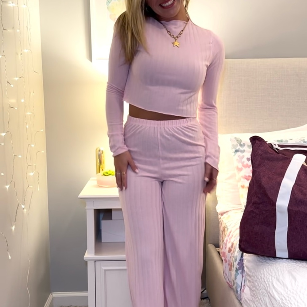 Pink Women's Ribbed Lounge Set